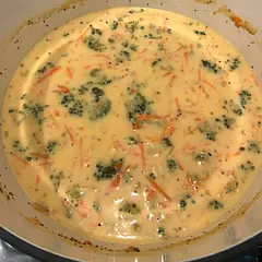 I happen to have all the ingredients in my fridge and thought- I’ll try it! Super EASY and is TASTY 😋! 