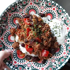This was pretty tasty and makes leftovers, which is always great. The hardest for me is boiling the rice, I just can't seem to get it right! 😭