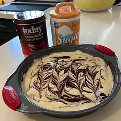 Very easy to follow and the swirls are such a nice touch to make it look fancy. 