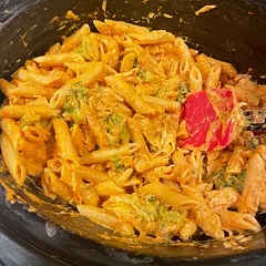 Will definitely make this again. I made it in about 3 hours on high. If you have leftovers it gets a bit dry so add a splash of heavy cream while heating it back up. I used one steamer bag of broccoli but it could use a bit more next time.