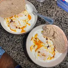 Super easy breakfast dish packed with flavor and well-balanced!