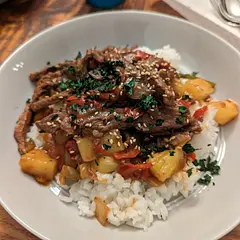 Added frozen pineapple, sesame seeds and basil 