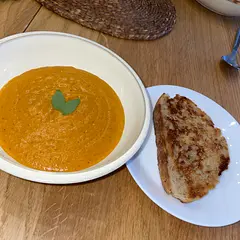 Absolutely delicious! I didn’t make a grilled cheese as I’m not a big fan, but the soup was just absolutely incredible, highly recommend.