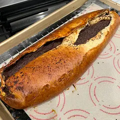 The makivnyk  cracked opened, not sure how to avoid it.