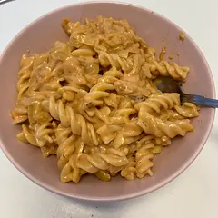 Pretty good! Used half the recipe and substituted cheddar with gouda. (Would’ve probably tasted better with cheddar, it just isn’t available where I live :/ )