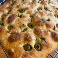 My absolute favourite. I only use this recipe, wins every time. It’s a people pleaser and I can’t get enough of it. 