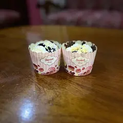 Everyone in my family loved it! It wasn’t too sweet (even though I added more sugar than the recipe) and they were really moist. I will definitely cook this again!