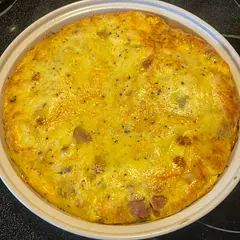 With 3 sometimes picky 3 year olds I received 3 big thumbs up! I used fresh eggs from my chickens, onions, turkey, one with cheddar & one with mozzarella (picky kid) & added garlic. Will make again! Helps to use up the eggs.