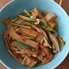 It's nice to eat but takes so long to cook. Not one of my favorite dish. It has a nice texture though 