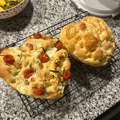 I’ve always wanted to not only try focaccia but to make it! This recipe was easy to follow and absolutely amazing!!! Thank you Lacey! 🫶🏾