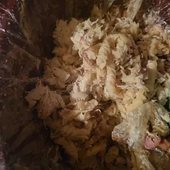 It tasted really good. I might have used more noodles than the recipe called for but I thought it was the same amount. The sauce just absorbed more than I thought it would. I also added bacon to mine which was SO good. Highly recommend adding bacon.