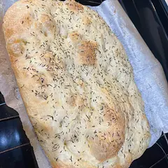 never had any luck when doing any kind of dough 
Always fail 
This recipe us first time ever and sooo amazing and easy i dont even know why ive always thought foccacia is something super hard to make.
My lesson yhis time was that you need specifically bread flour witch i never knew makes a difference on how your dough turns out and this is why i always failed lol i was always using the wrong flours 