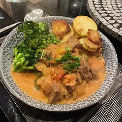 Really tasty, the potatoes go well with it. Could take more seasoning and spice 