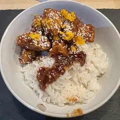 I personally really enjoyed this - very citrusy which was right up my alley and reminded me so much of Panda Express which was the goal. My girlfriend was less keen however, so this will be one for me when she's away! 🤭