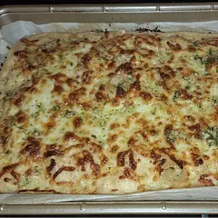 I will forever use this recipe! It is incredible and I've even had some people tell me it's the best focaccia they've ever had. ♥️
