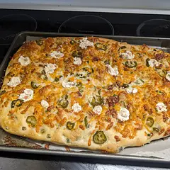 So delicious! Followed the overnight focaccia recipe for this bread and it turned out pretty perfect ☺️