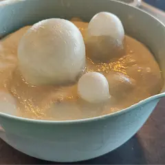 First attempt was successful. My dough seemed a little more liquid than in the video but it baked up nicely. Not as crispy as I'd hoped for so i might need a longer bake time. But the unbaked bowl of dough was crazy bubbly! 