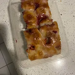 OMG this was so yummy grandkids devoured it, photo was left overs, I had made my own jam a week before its the  best easy recipe ever thank you xx 