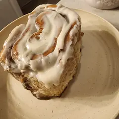 I decided to try using this bread recipe to make cinnamon rolls instead of just having it as the normal rolls, and OMG !!! They were so soft and airy !! puting them in the pan was kinda difficult because the dough was so stretchy and pretty moldable, but they still came out tasting AMAZING !! 10/10 WOULD RECOMMEND !!!