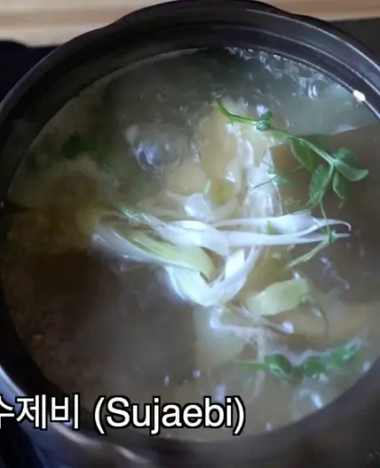 Sujebi (수제비)