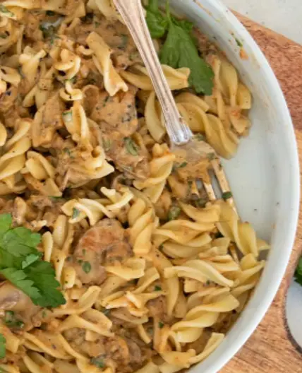 MUSHROOM STROGANOFF