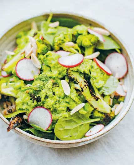 Smashed peas with freekeh, broccoli and avocado