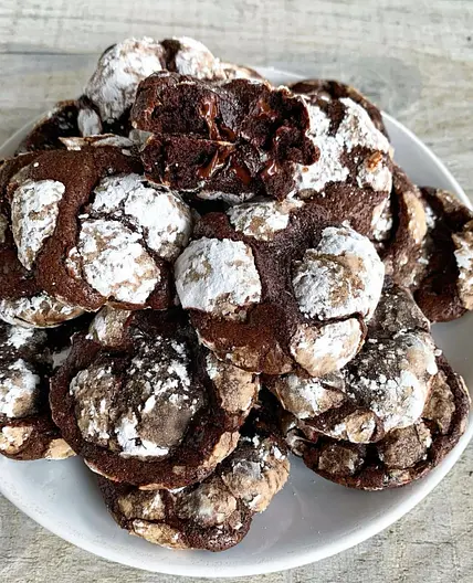 5-Ingredient Crinkle Cookies
