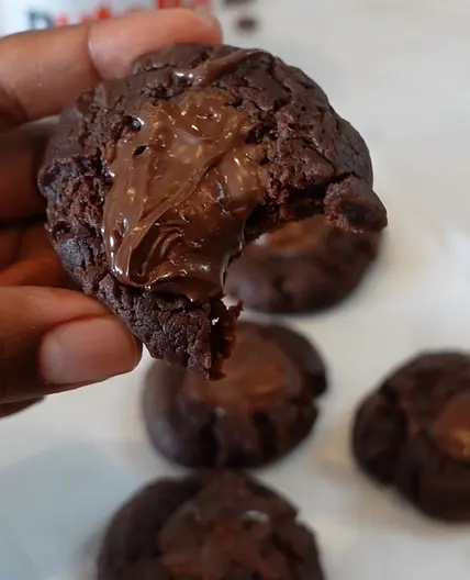 Nutella microwave cookies