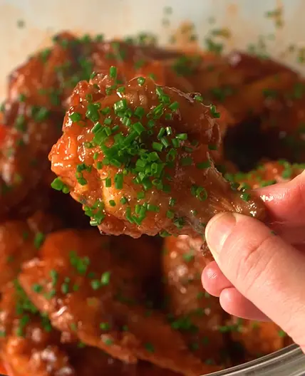 Sriracha Honey Wings
