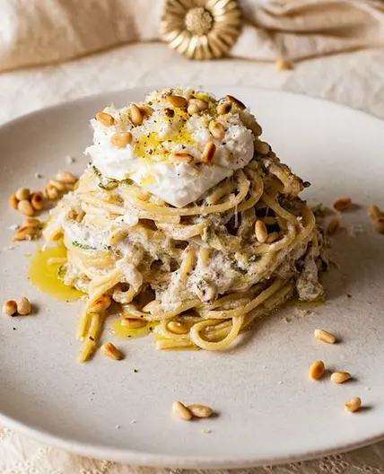 Pasta met citroen, ricotta en courgette