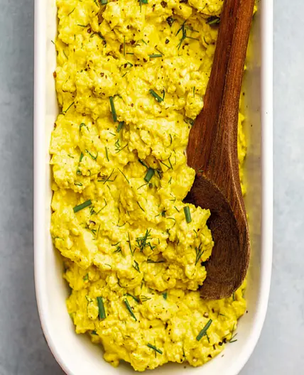Herby tofu scramble
