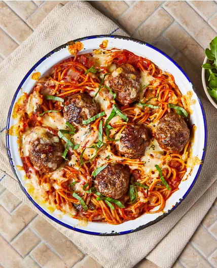 Cheesy Spaghetti & Beef Meatball Bake