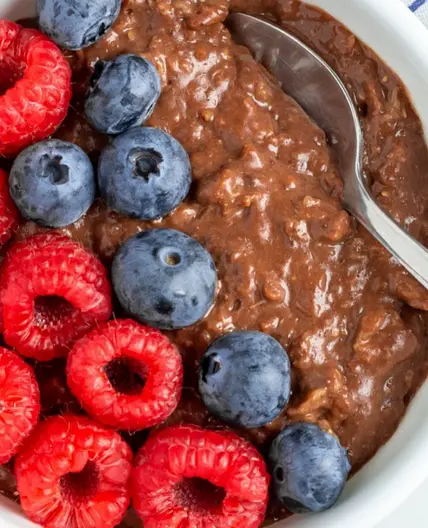 Choco Protein Oats with Berries