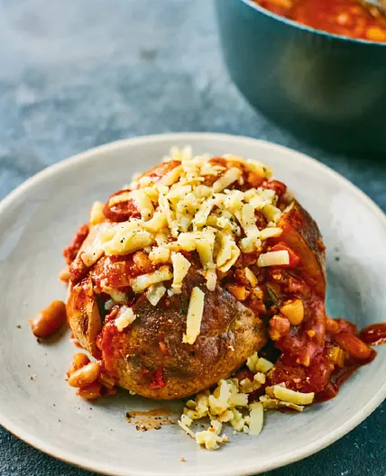 ULTIMATE JACKET POTATO WITH PORKY BEANS