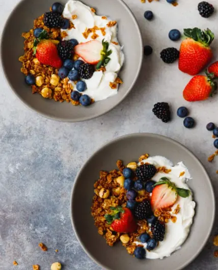 Berries and Yogurt with Toasted Muesli (Dr. Masley p. 165)