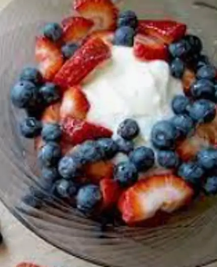 Yogurt & Berries