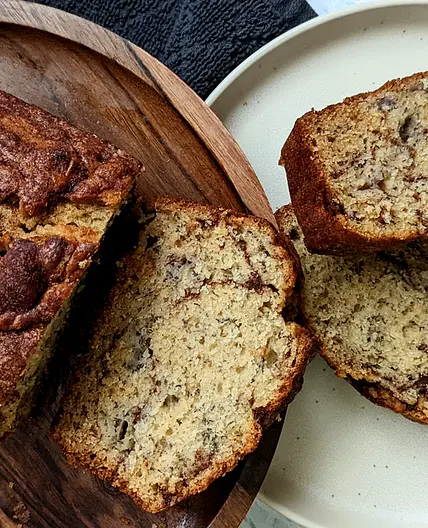 Cinnamon sugar swirl banana bread