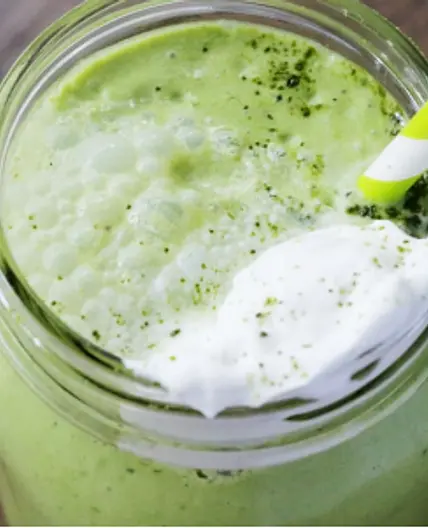 Coconut Matcha Smoothie (Higher Carbohydrate)