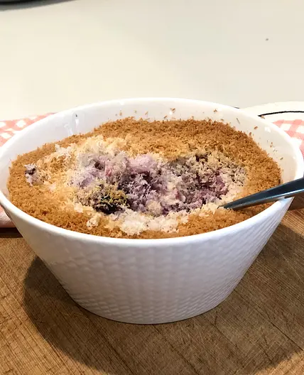 Mel's Famous Baked Berry Crumble