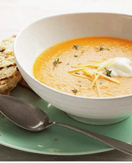 Monti's Carrot Soup and Soda Bread