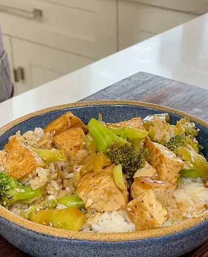Tofu and Broccoli Stir Fry