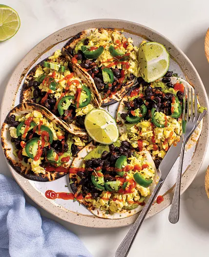 Meatless
BREAKFAST TACOS