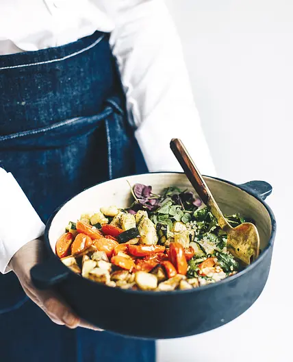 RAINBOW GARDEN SALAD WITH EGGPLANT + CHERRY TOMATOES + ZUCCHINI + ARUGULA + QUINOA