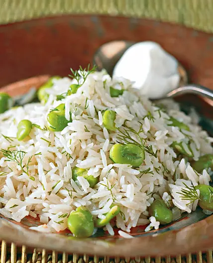 AROMATIC RICE WITH DILL AND BROAD BEANS