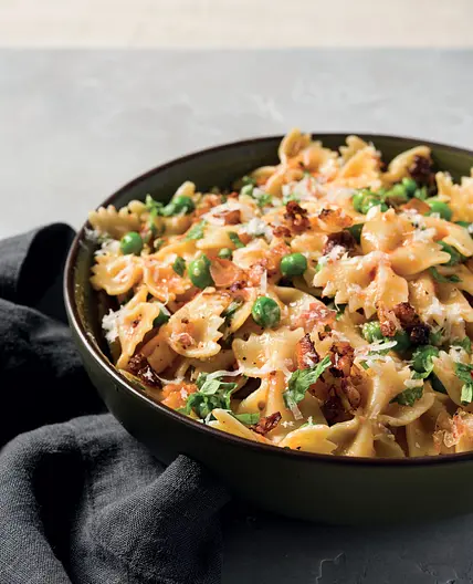 Farfalle with Tomatoes, Peas and Pecorino
