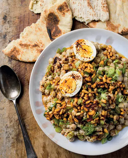 Quick Hummus Masabacha
