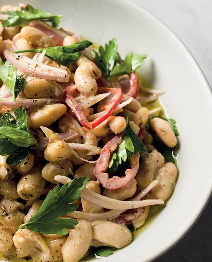 Spicy White Beans with Tahini, Lemon and Parsley