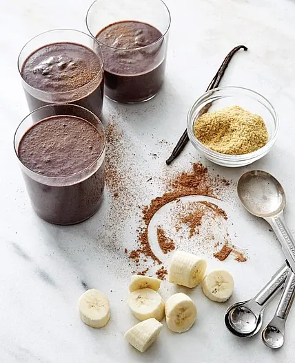 BANANA-CHOCOLATE SMOOTHIE
