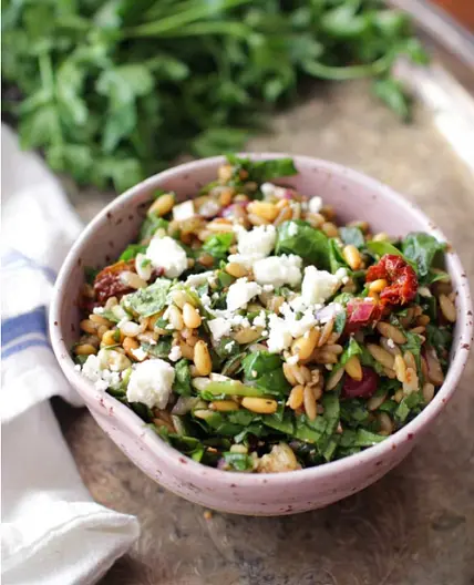 Spinach and Orzo Salad For One