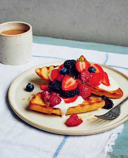Berry bruschetta